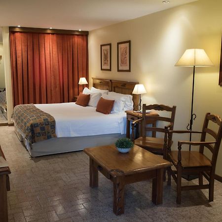 Del Bosque Apart Hotel Ушуая Экстерьер фото